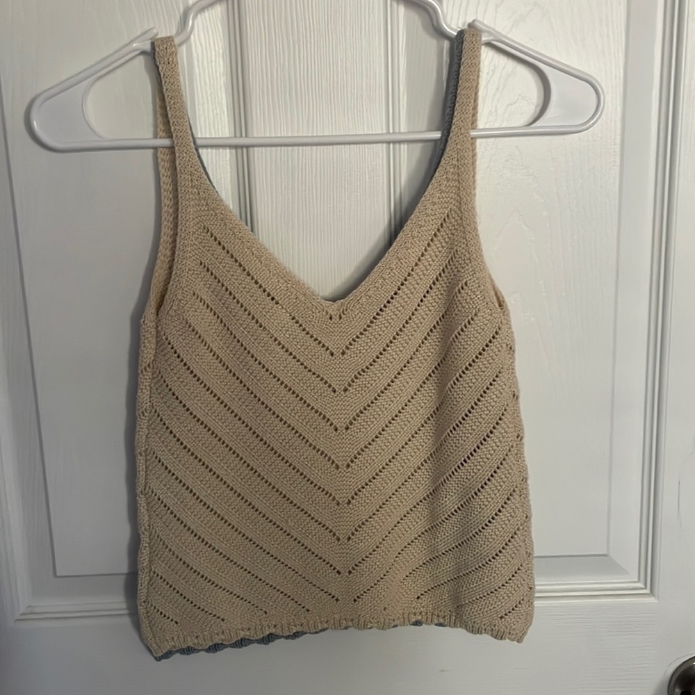 Cream cropped tank top